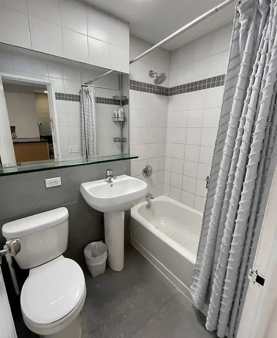 Holiday home Private Townhome Near Un New York United States