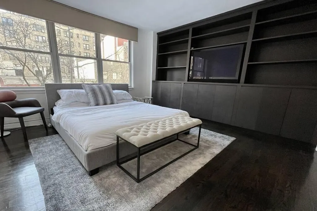 Private Townhome Near Un New York United States