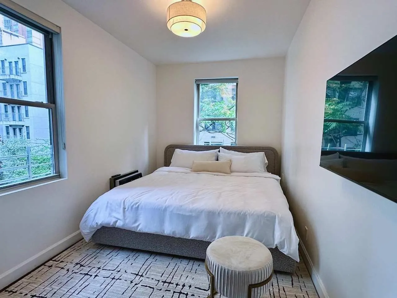 Private Townhome Near Un New York United States