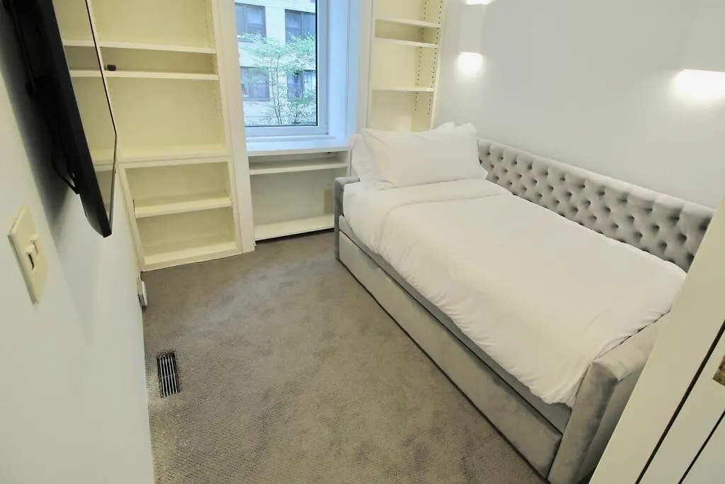 Private Townhome Near Un ニューヨーク 別荘