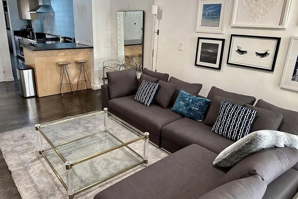 Private Townhome Near Un ニューヨーク 別荘